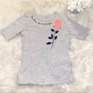 Grey shirt with flower